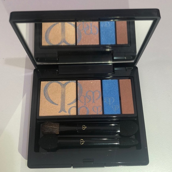 Cle de Peau Eyeshadow Palette - Picture 2 of 5